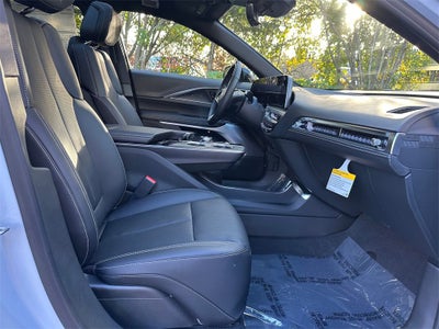 2026 Cadillac LYRIQ Premium Sport