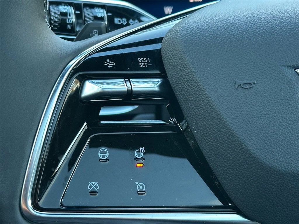 2026 Cadillac LYRIQ Premium Sport