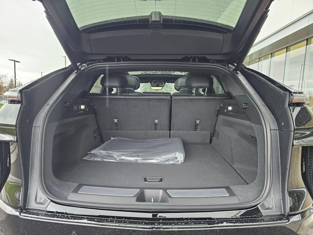 2026 Cadillac LYRIQ Premium Sport