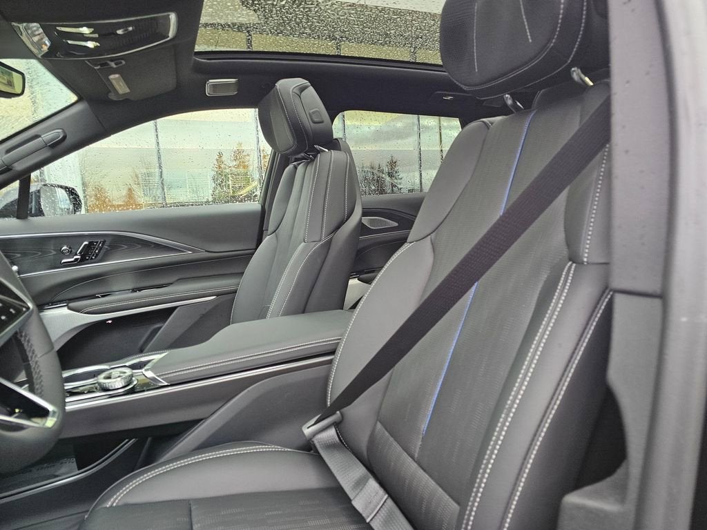 2026 Cadillac LYRIQ Premium Sport