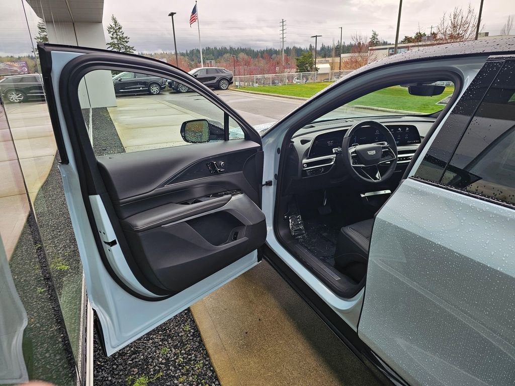 2026 Cadillac LYRIQ Premium Sport