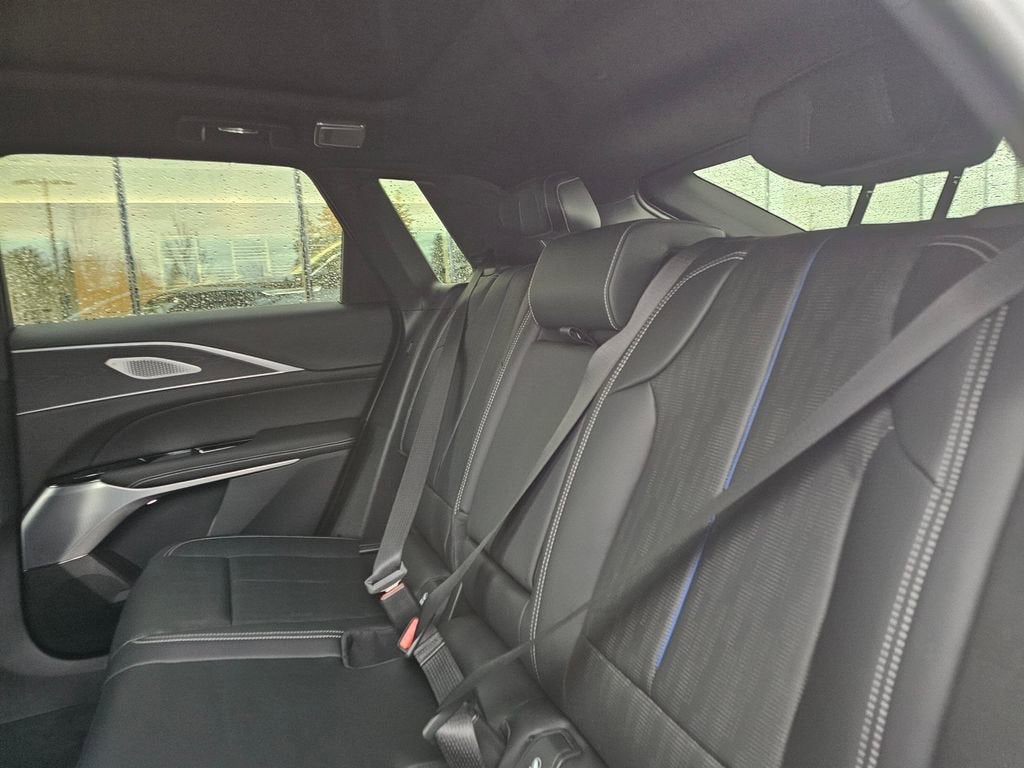 2026 Cadillac LYRIQ Premium Sport