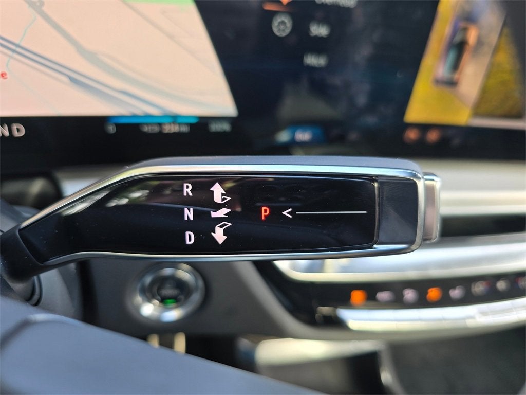 2025 Cadillac LYRIQ Sport 3