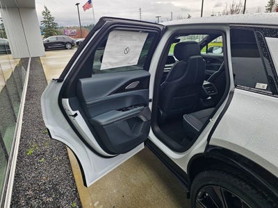 2026 Cadillac LYRIQ Signature Sport