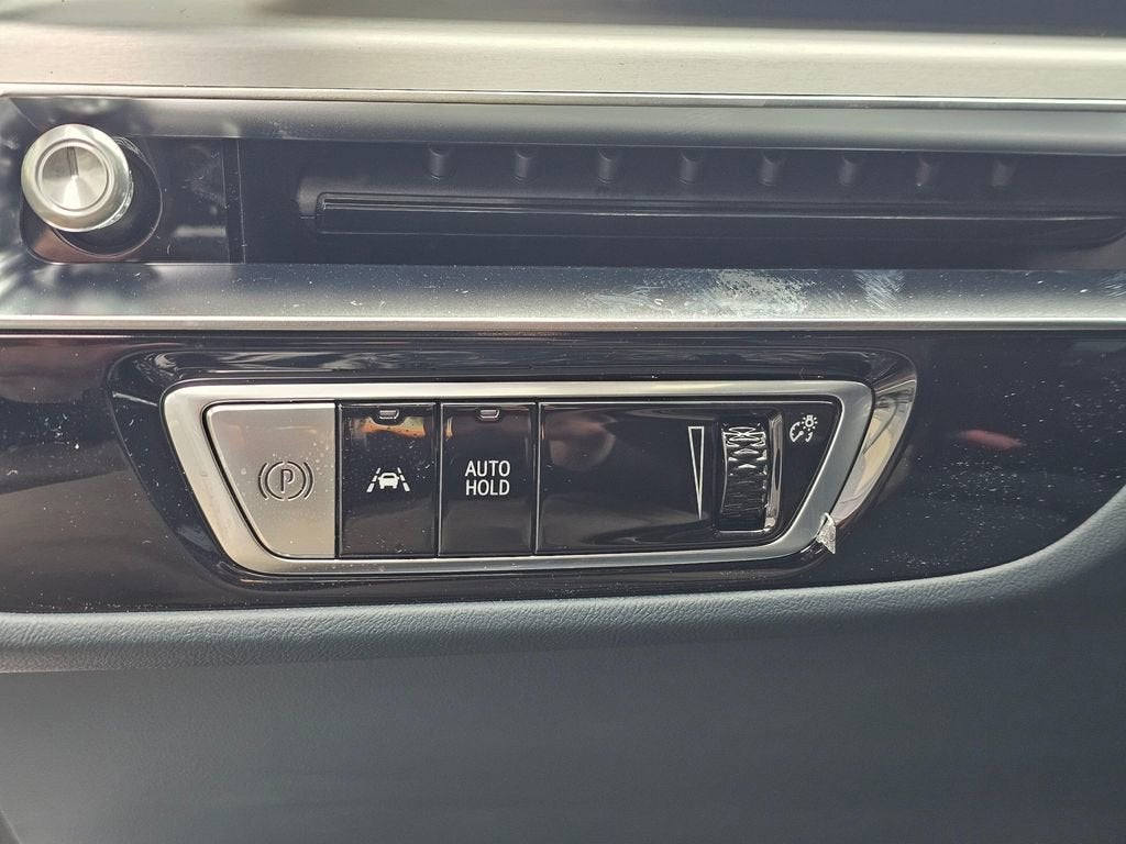 2026 Cadillac LYRIQ Signature Sport