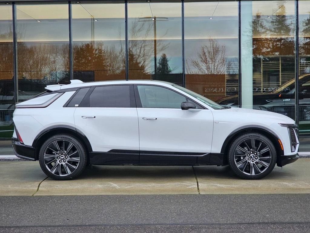 2026 Cadillac LYRIQ Signature Sport