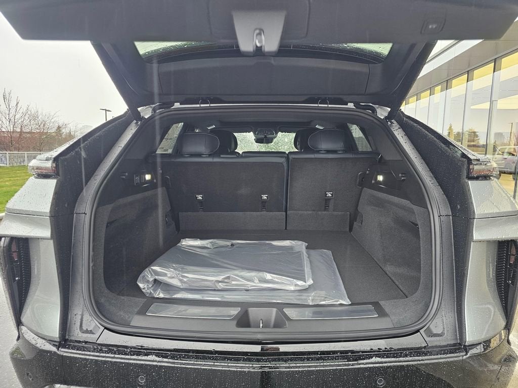 2026 Cadillac LYRIQ Signature Sport