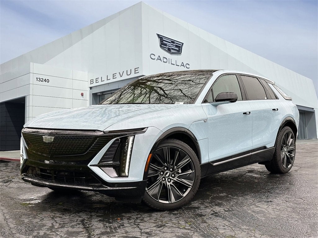 2025 Cadillac LYRIQ Sport 3