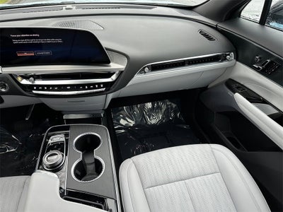 2025 Cadillac LYRIQ Sport 3