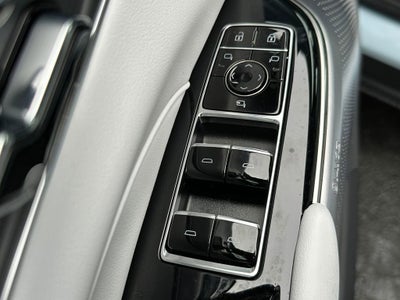 2025 Cadillac LYRIQ Sport 3