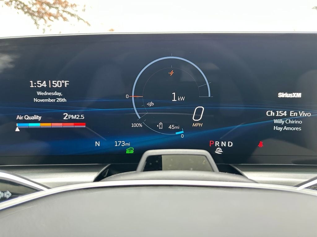 2025 Cadillac LYRIQ Sport 3