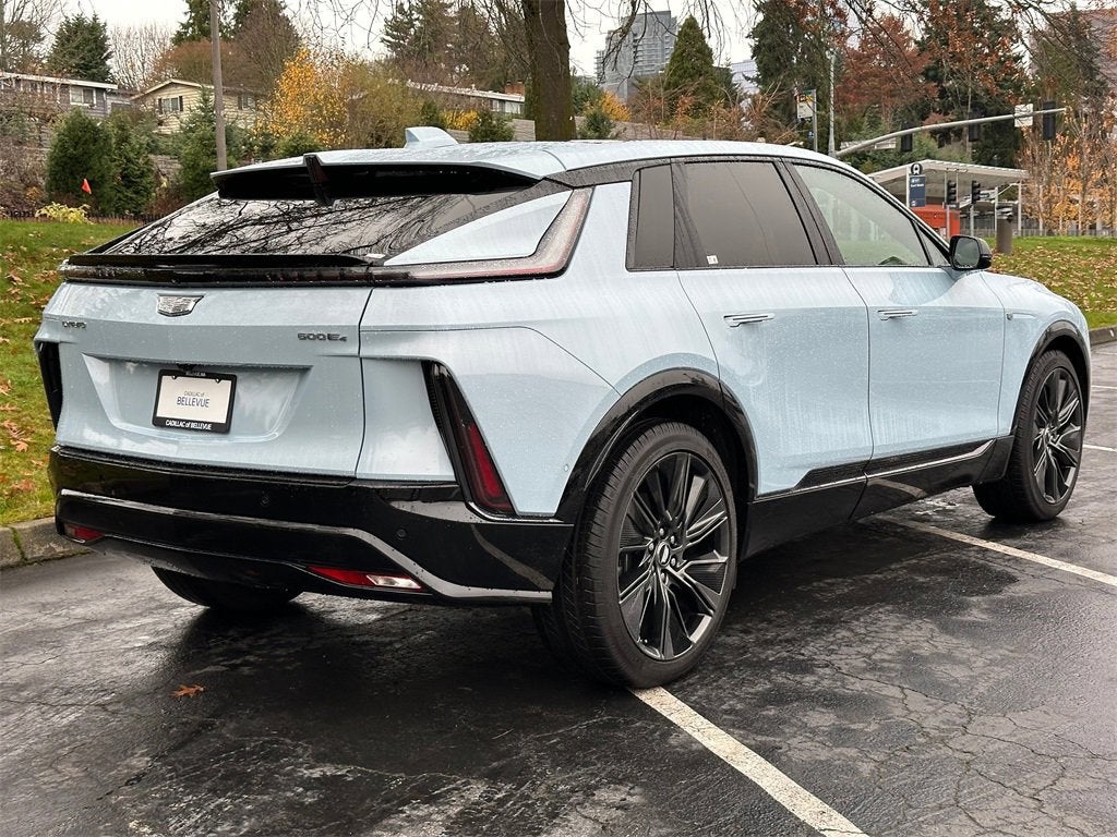 2025 Cadillac LYRIQ Sport 3