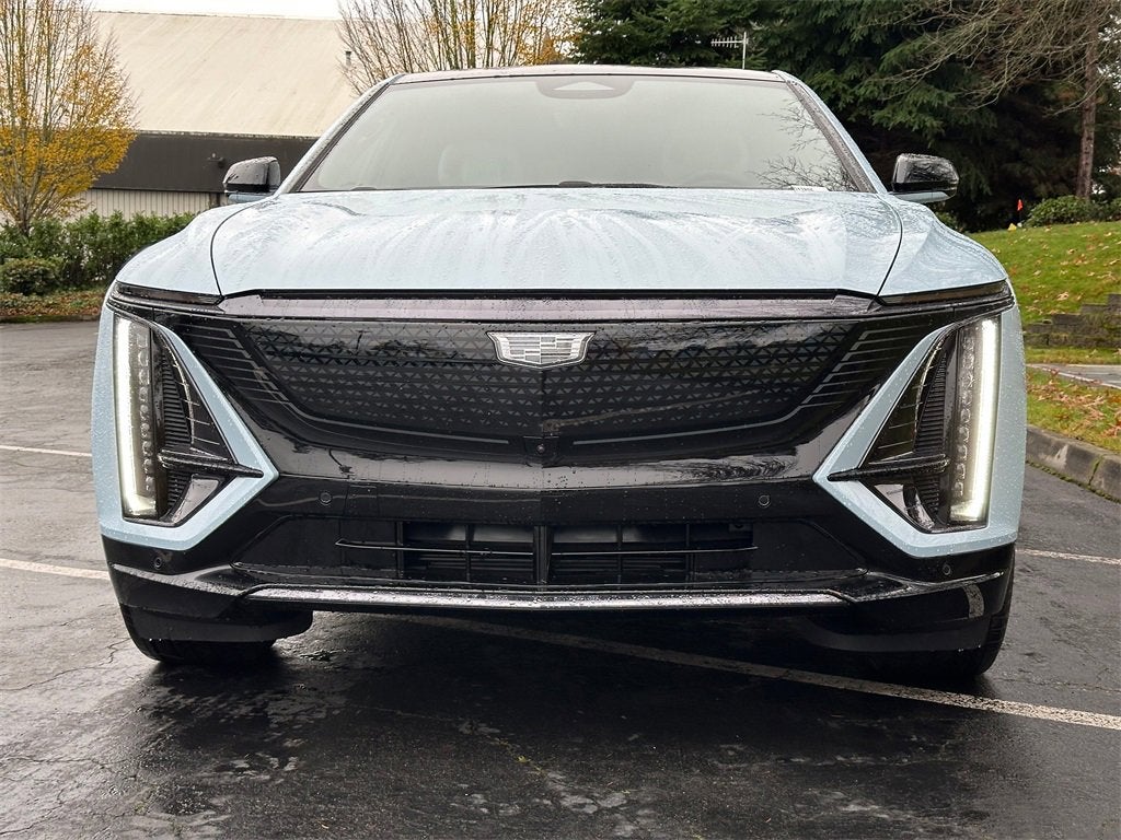 2025 Cadillac LYRIQ Sport 3