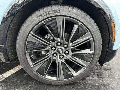 2025 Cadillac LYRIQ Sport 3