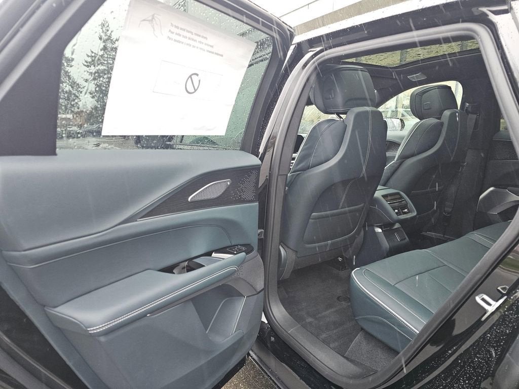 2026 Cadillac LYRIQ Signature Sport