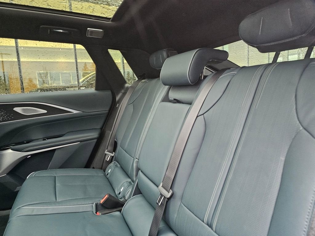 2026 Cadillac LYRIQ Signature Sport