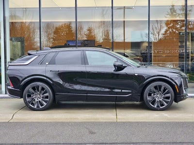 2026 Cadillac LYRIQ Signature Sport