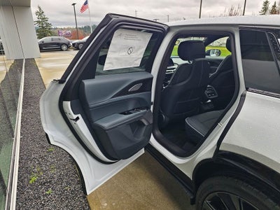 2026 Cadillac LYRIQ Signature Sport