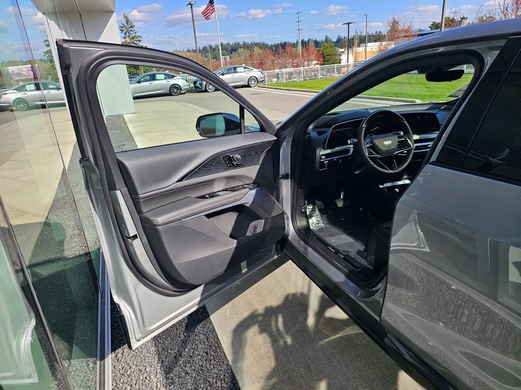 2026 Cadillac LYRIQ Signature Sport