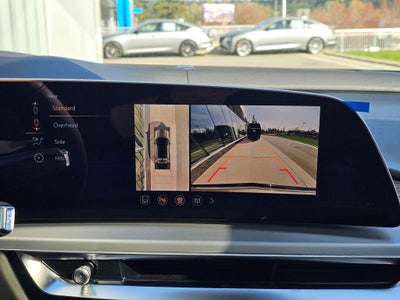 2026 Cadillac LYRIQ Signature Sport