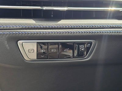 2026 Cadillac ESCALADE IQL Luxury
