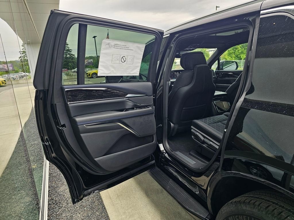 2026 Cadillac ESCALADE IQL Luxury