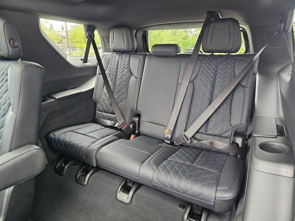 2026 Cadillac ESCALADE IQL Luxury