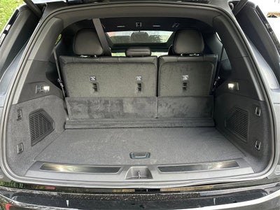 2026 Cadillac ESCALADE IQL Luxury