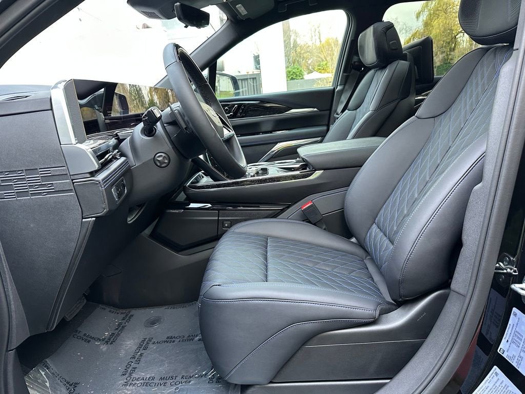 2026 Cadillac ESCALADE IQL Luxury