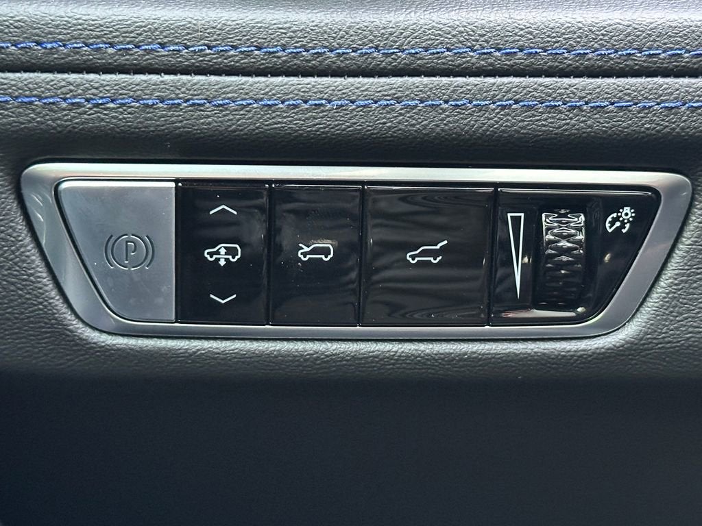 2026 Cadillac ESCALADE IQL Luxury