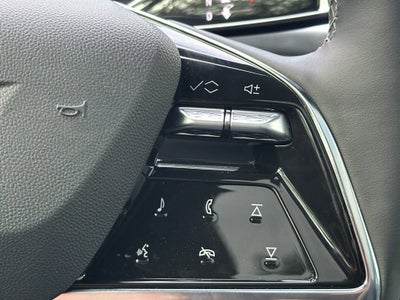 2026 Cadillac ESCALADE IQL Luxury