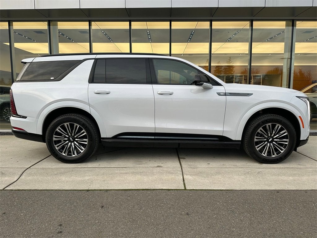 2026 Cadillac ESCALADE IQL Sport