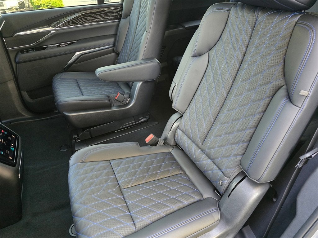 2026 Cadillac ESCALADE IQL Sport