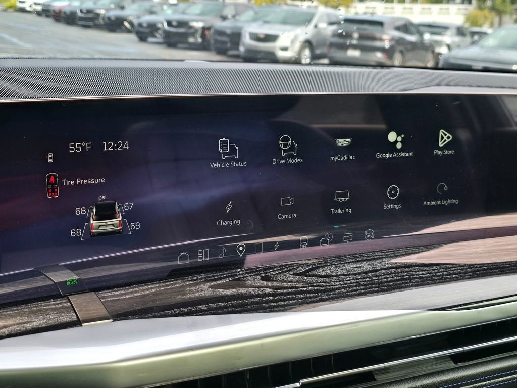 2026 Cadillac ESCALADE IQL Sport