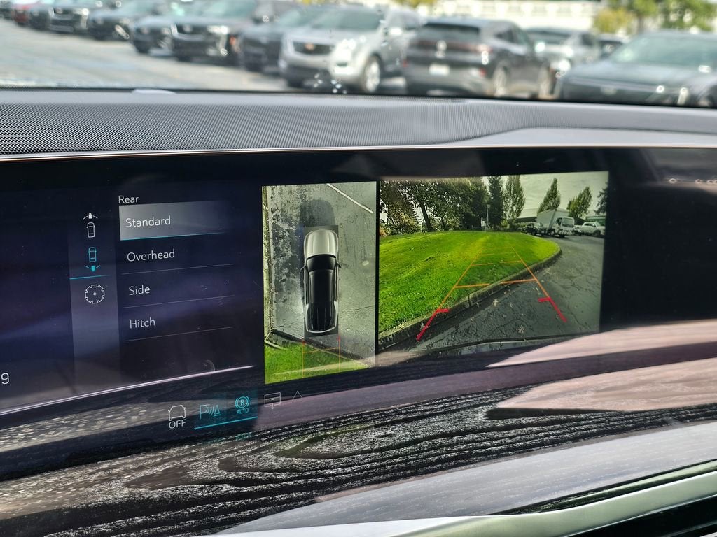 2026 Cadillac ESCALADE IQL Sport