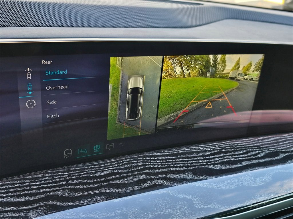 2026 Cadillac ESCALADE IQL Sport