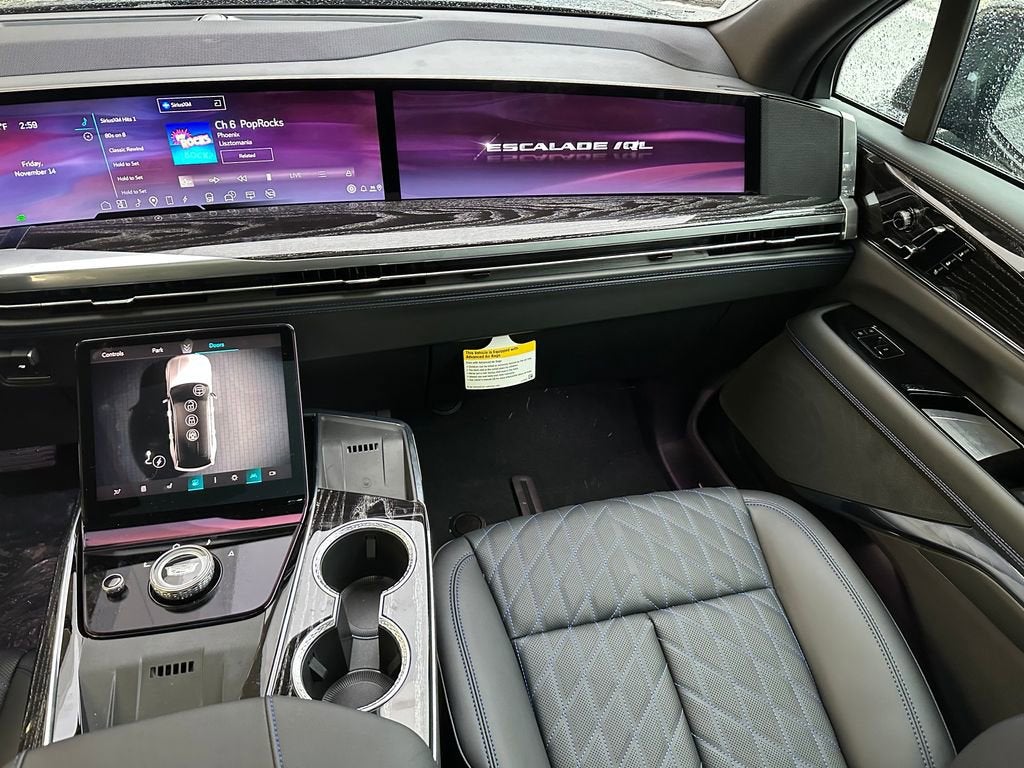 2026 Cadillac ESCALADE IQL Sport