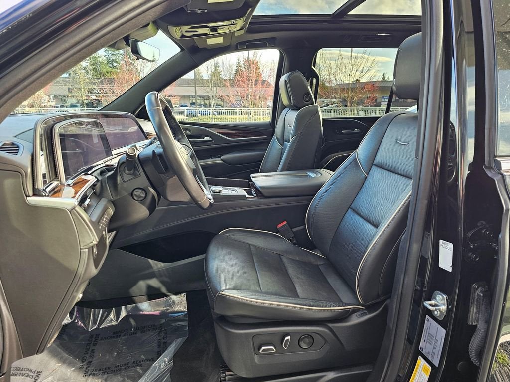 2023 Cadillac Escalade Premium Luxury