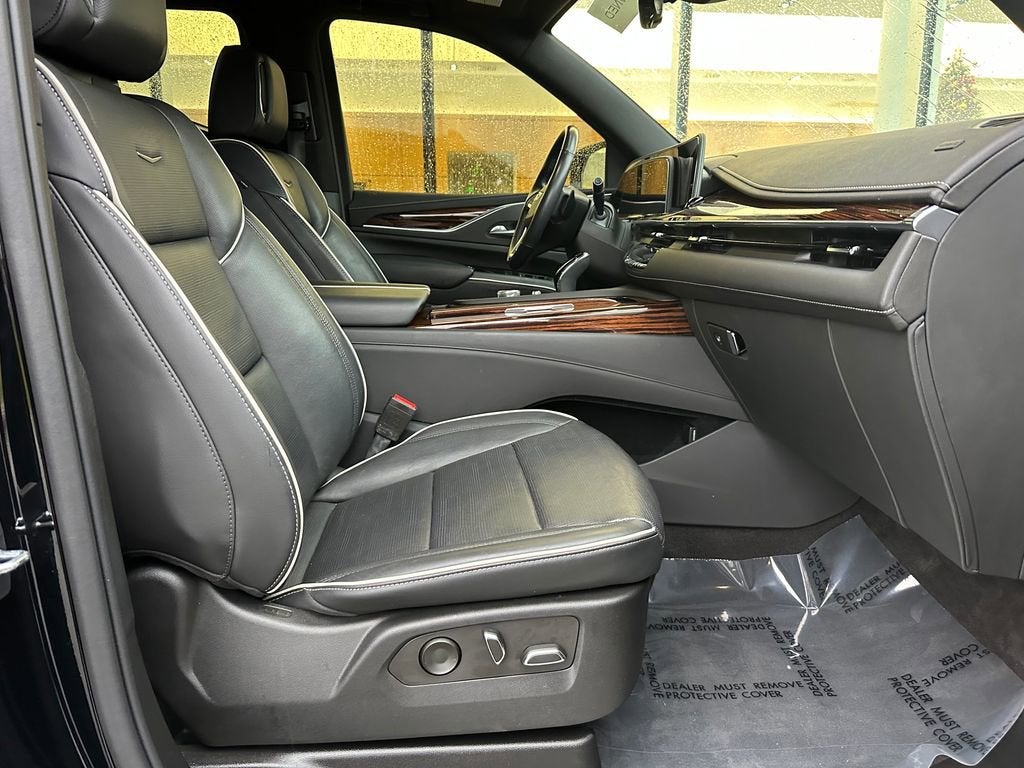 2023 Cadillac Escalade ESV Premium Luxury