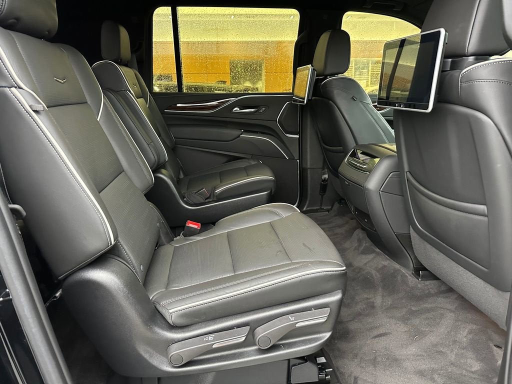 2023 Cadillac Escalade ESV Premium Luxury