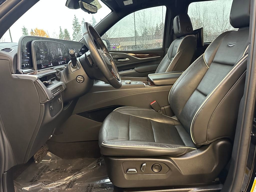 2023 Cadillac Escalade ESV Premium Luxury