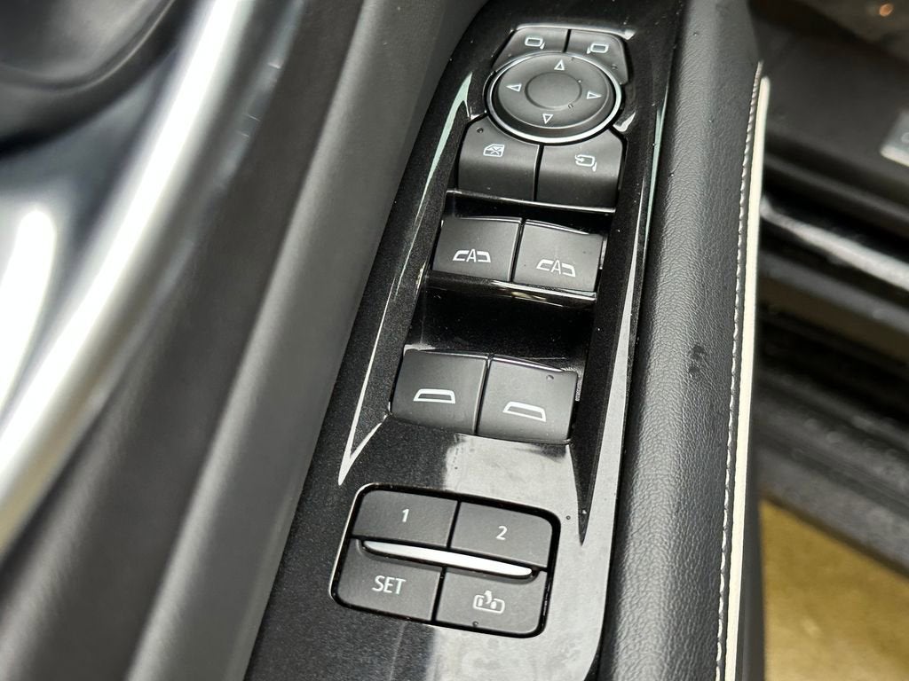 2023 Cadillac Escalade ESV Premium Luxury