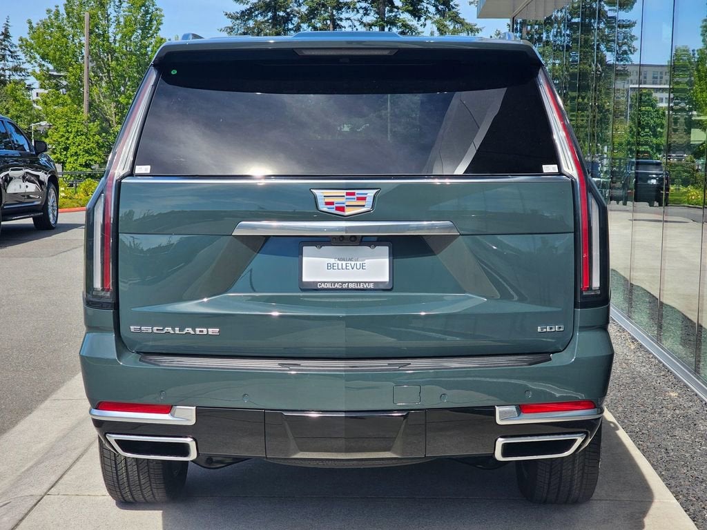 2026 Cadillac Escalade Luxury