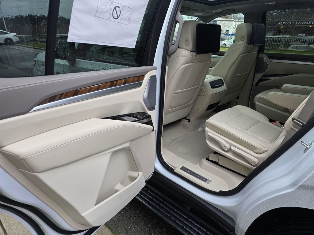 2026 Cadillac Escalade Platinum Sport