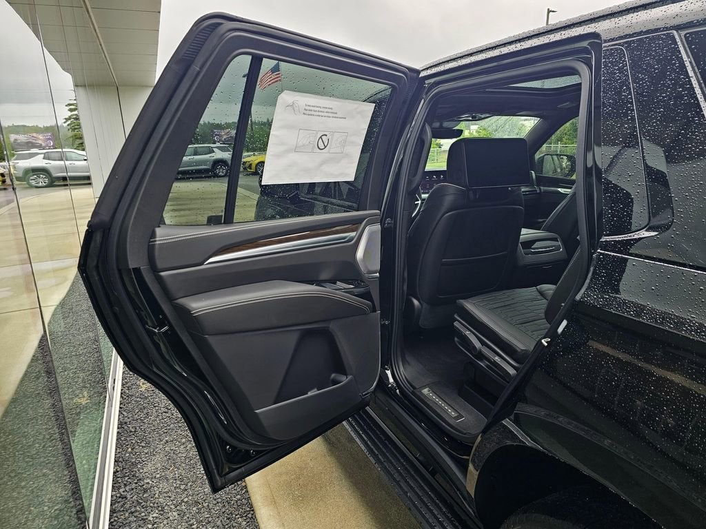 2026 Cadillac Escalade Platinum Sport