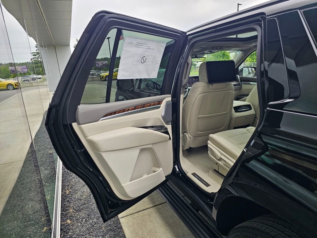 2026 Cadillac Escalade Platinum Sport