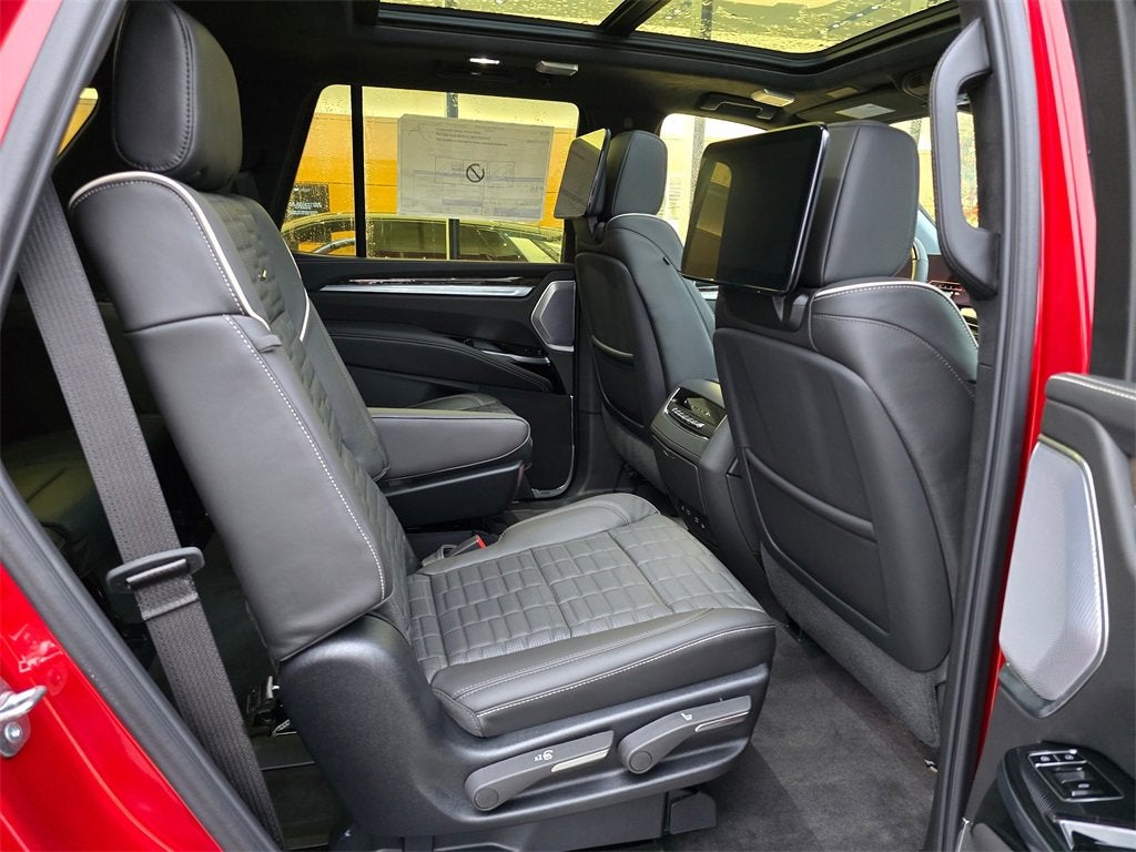 2025 Cadillac Escalade Sport Platinum