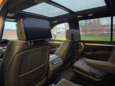 2025 Cadillac Escalade Sport Platinum