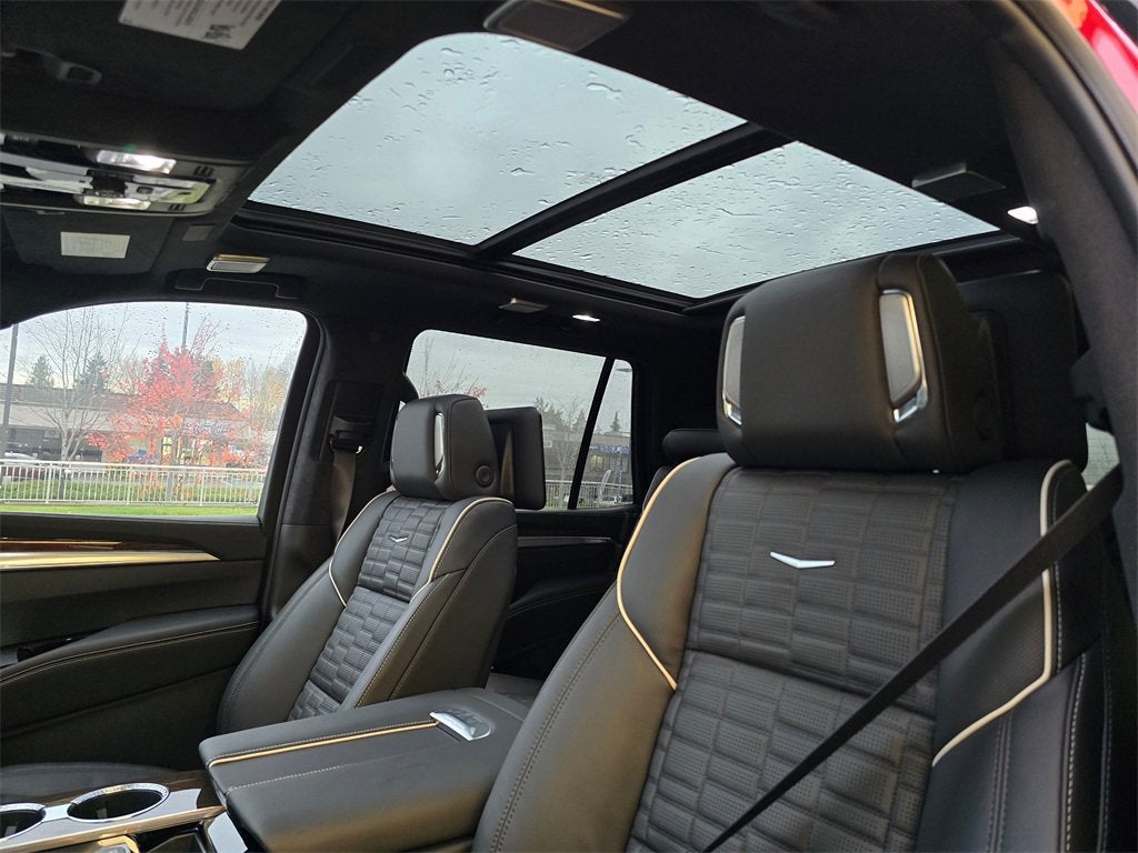 2025 Cadillac Escalade Sport Platinum