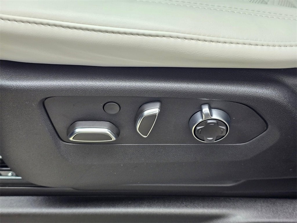 2025 Cadillac Escalade Escalade-V